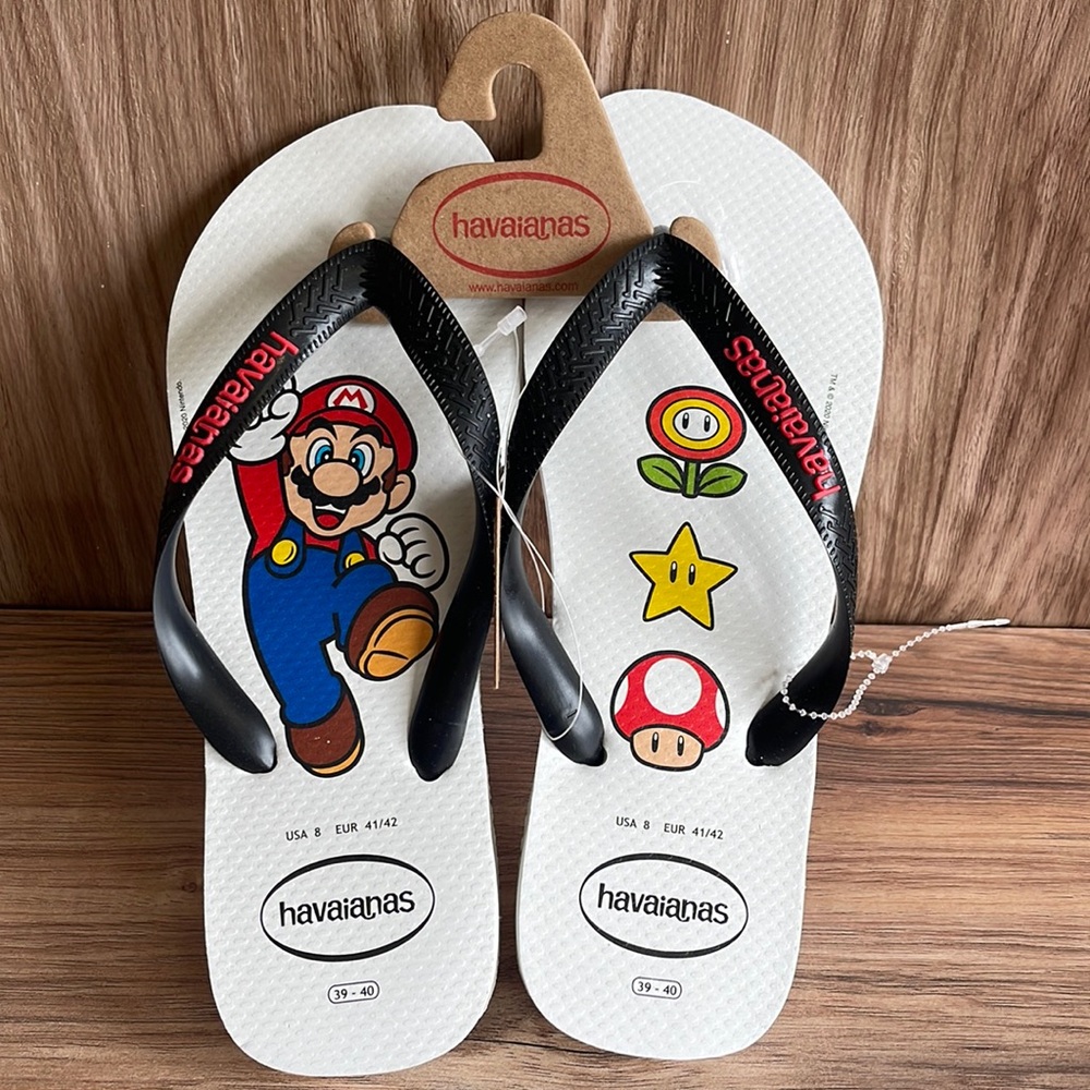 Havaianas Unisex Mario Brothers White/Black Flip Flops Men’s Size 7 women 8.5